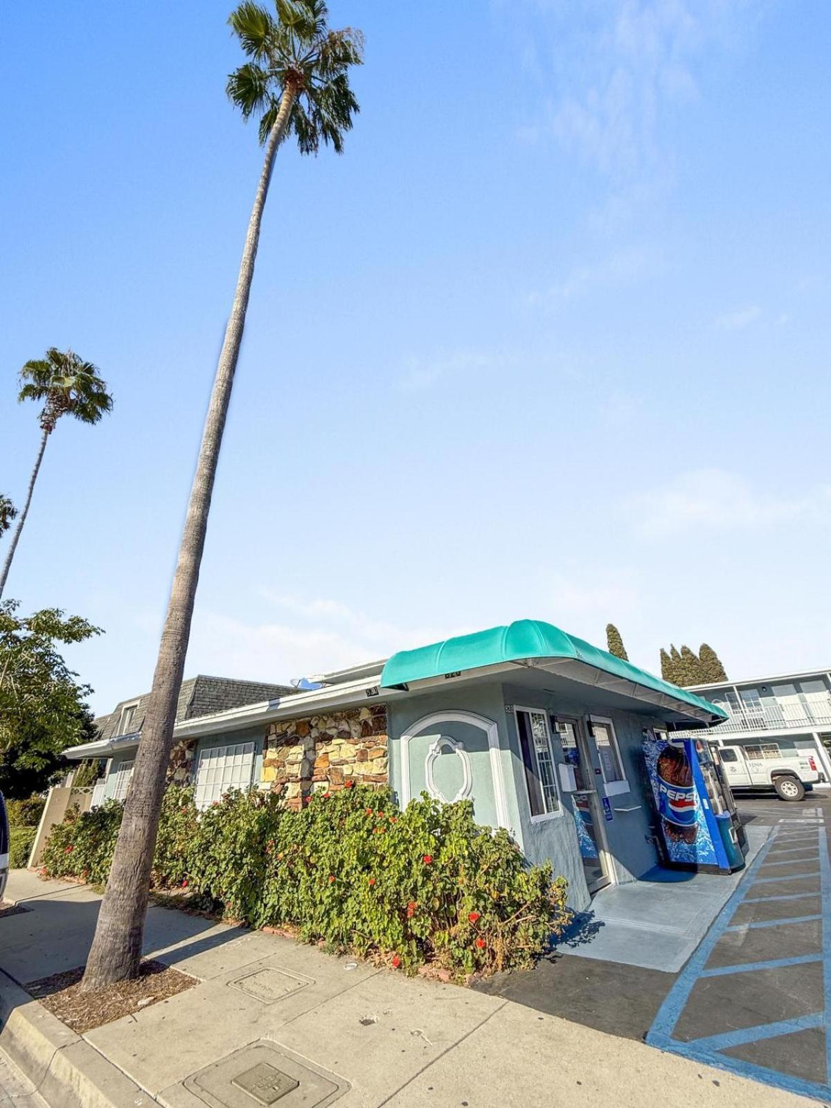 Super 7 Motel Anaheim Esterno foto